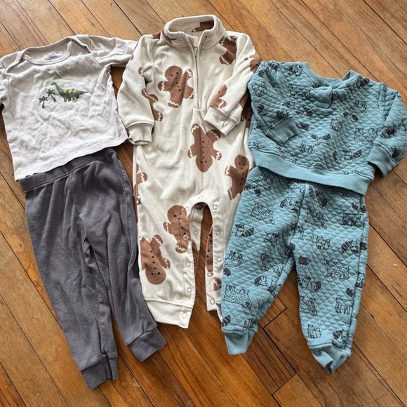 Bundle of 3 Baby Outfits 12 months - Picture 9 of 9